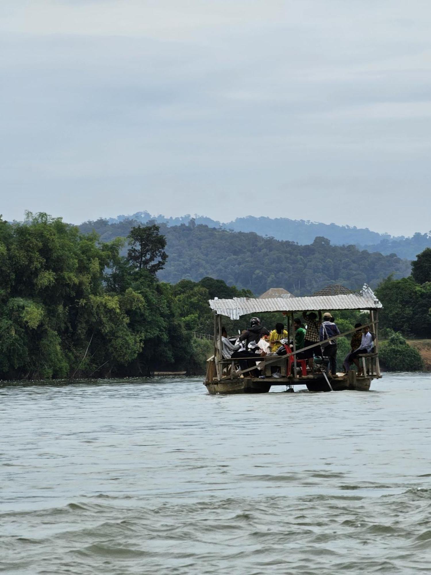 Banlung Mountain View Treks & Tours Exterior foto